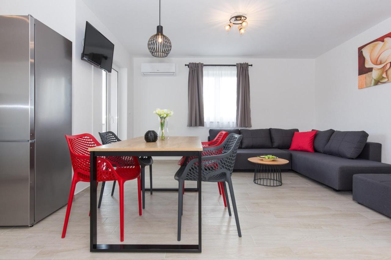 Apartments Kiara Punat Exterior photo