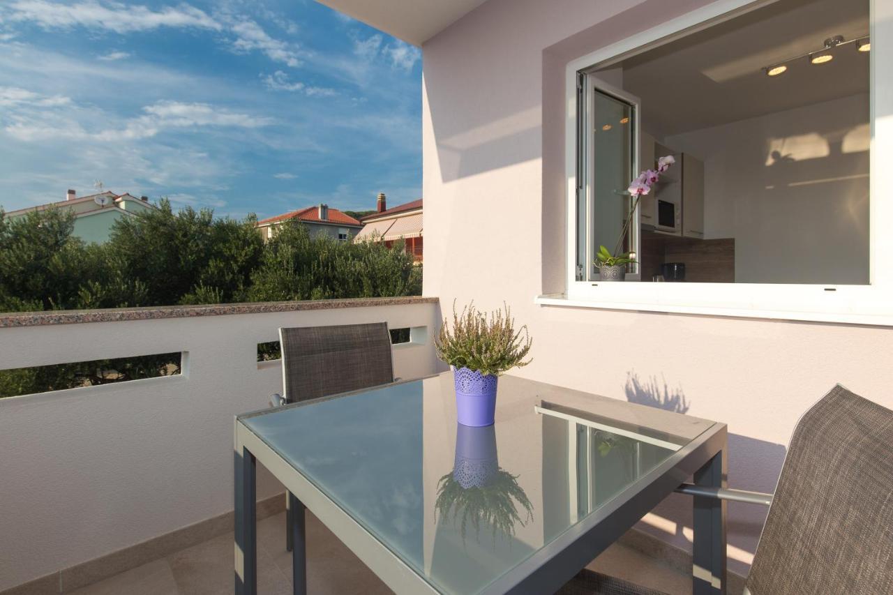 Apartments Kiara Punat Exterior photo